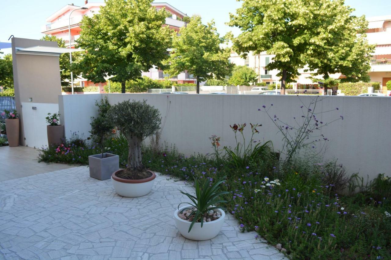 Casa Polly B&B Grottammare Exterior photo